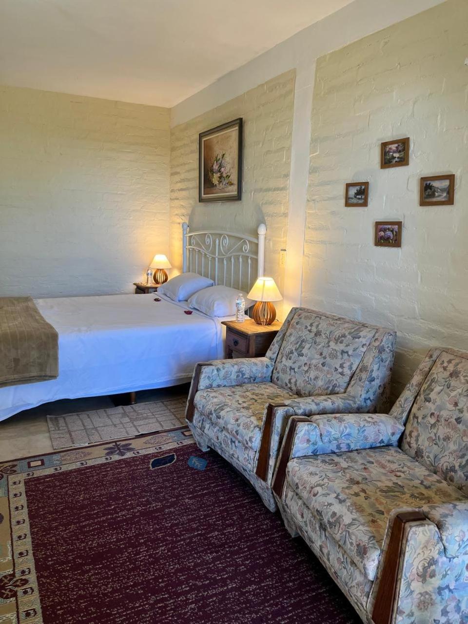 Villaserrana Pensão 3*